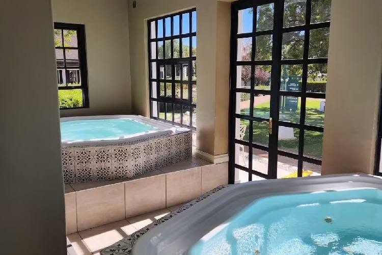 /uploads/africa-listings/gallery/thumbs/KievitsKroonGautengWineEstate-kievits13-jpg-Gallery-2026-07-16.jpg